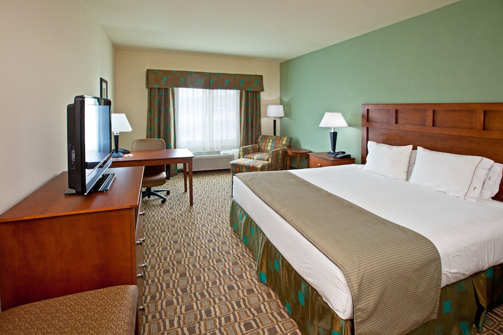 Holiday Inn Express Hotel & Suites RIPLEY by IHG - photo 10