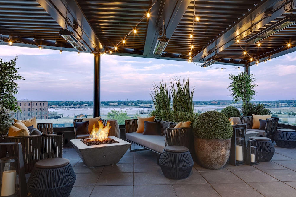 Canopy by Hilton Portland Waterfront - photo 54