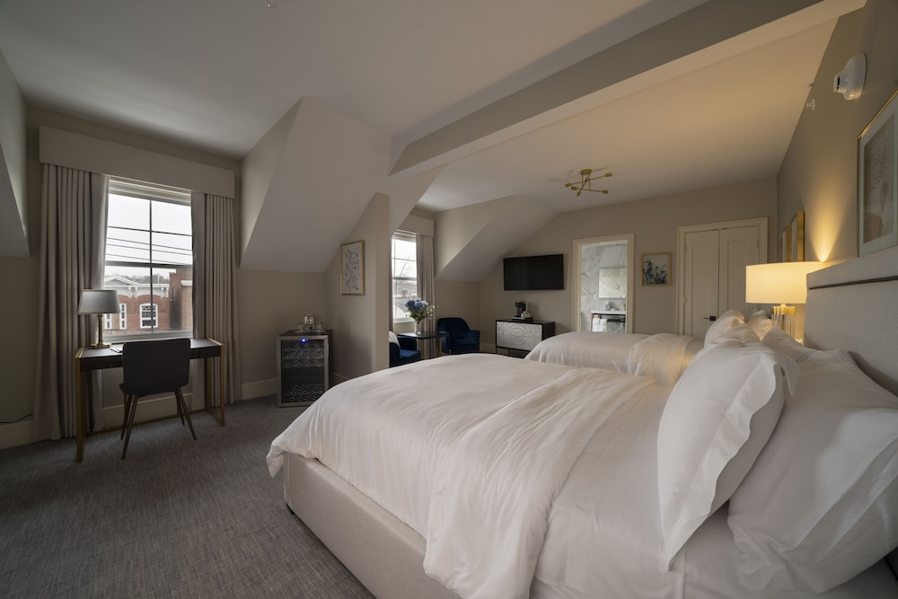 The Orange Inn Boutique Hotel - photo 16