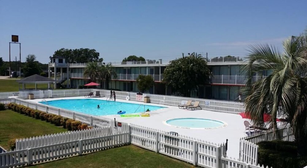 Palmetto Inn Florence - photo 9