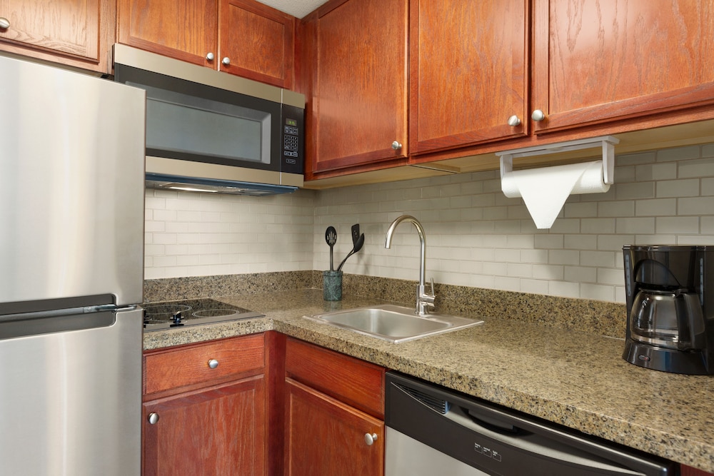 Staybridge Suites Tampa East Brandon by IHG - photo 18