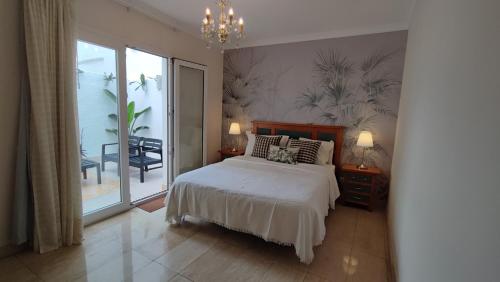 Guanarteme Vibes - carbon neutral hotel in Las Palmas De Gran Canaria