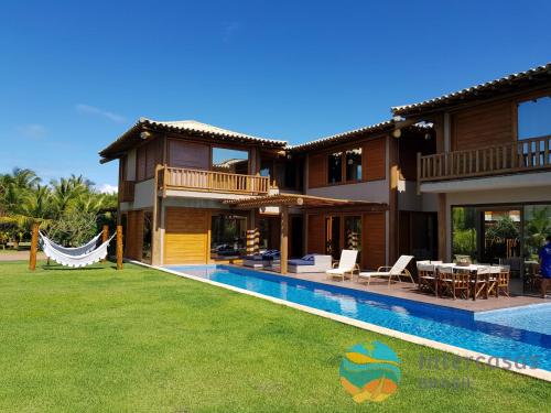 Villa Bali Praia do Forte — 4-Star Luxury Hotel in Mata De Sao Joao, Brasil