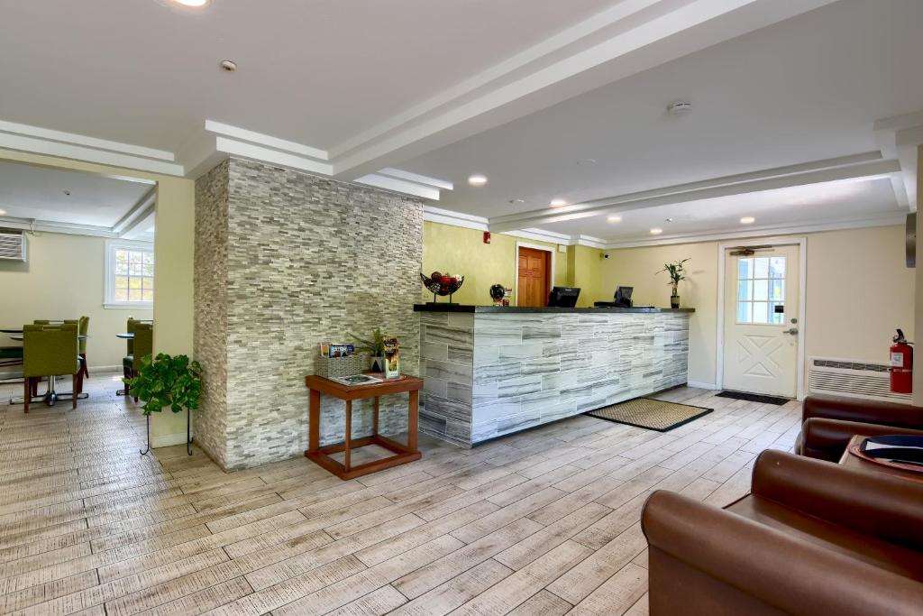 Knights Inn Danvers - photo 3