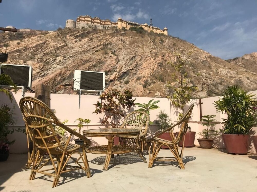 Nahargarh Palace - carbon neutral hotel in Jaipur