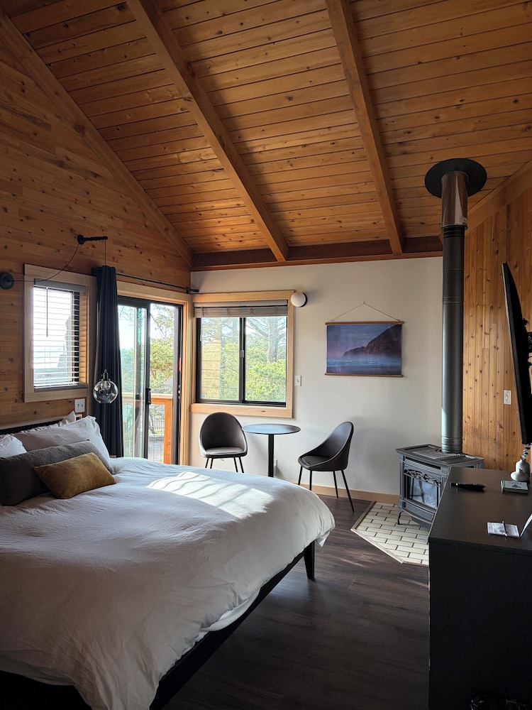 The Inn at Manzanita — hotel in Cannon Beach