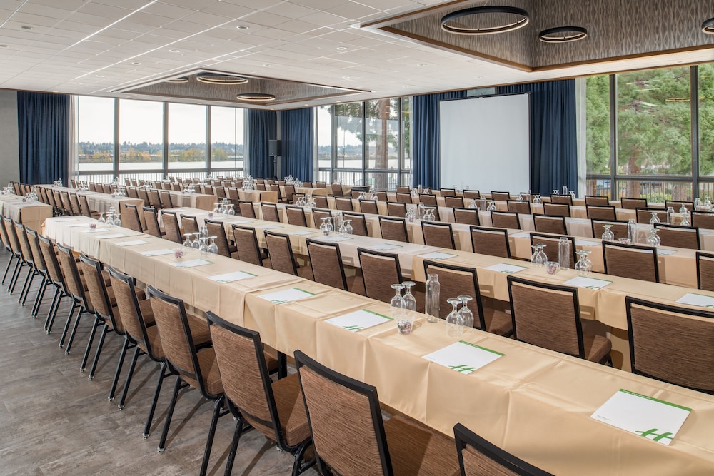 Holiday Inn Portland Columbia Riverfront By IHG - photo 65