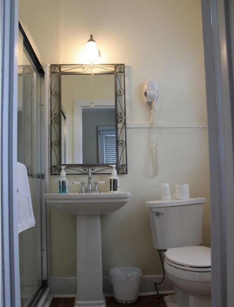 The Grassmere Inn - photo 32