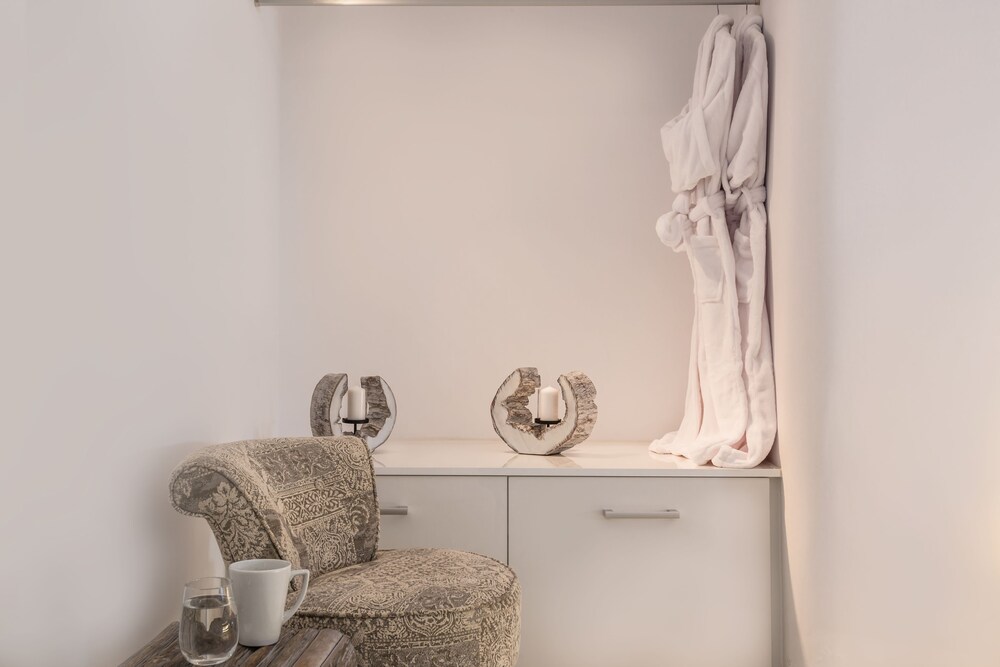 Infinity Collection Priv Adults Only — Fira — photo 3