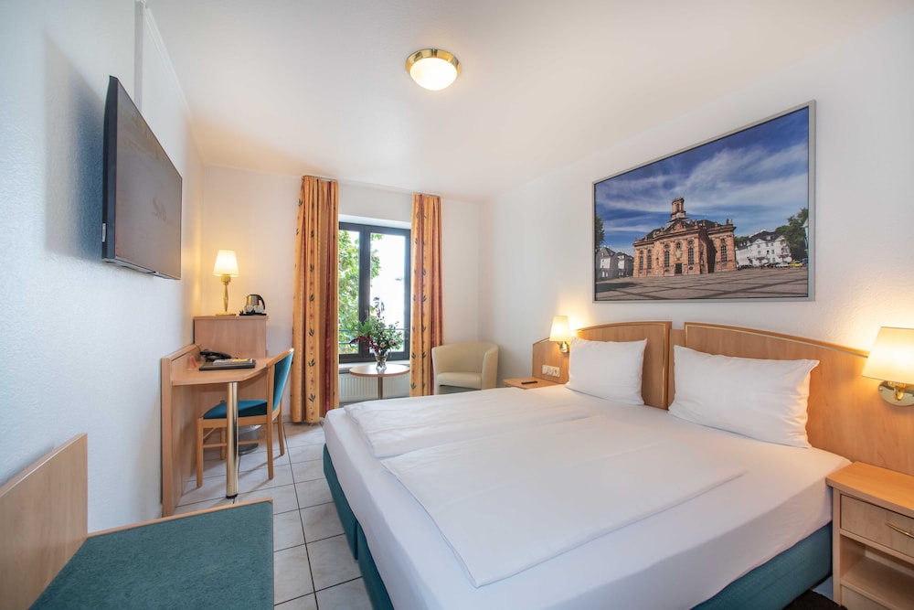 UNO Hotel Posthof Saarlouis in Saarlouis, Germany