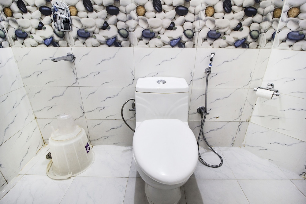 Fabhotel Radha Rani Residency in Khammam, India