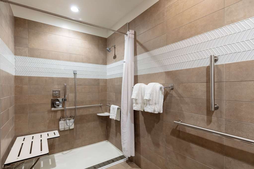 Wyndham Garden Redwood Valley Ukiah - photo 29