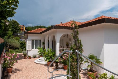 Cinque terre affittacamere Atelier ouvert in La Spezia, Italy