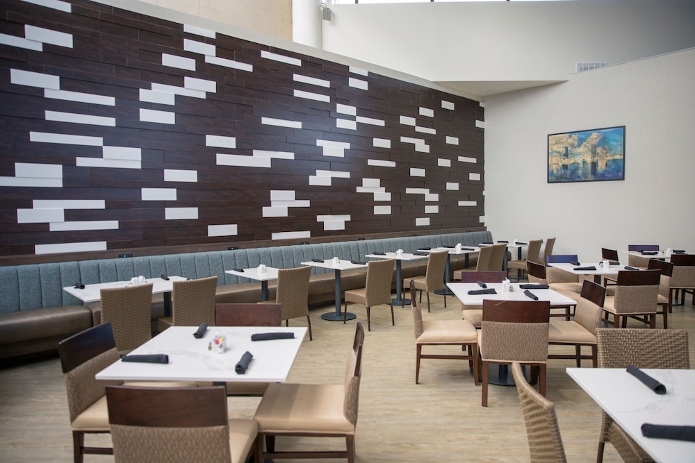 Holiday Inn Orlando International Airport by IHG - photo 63