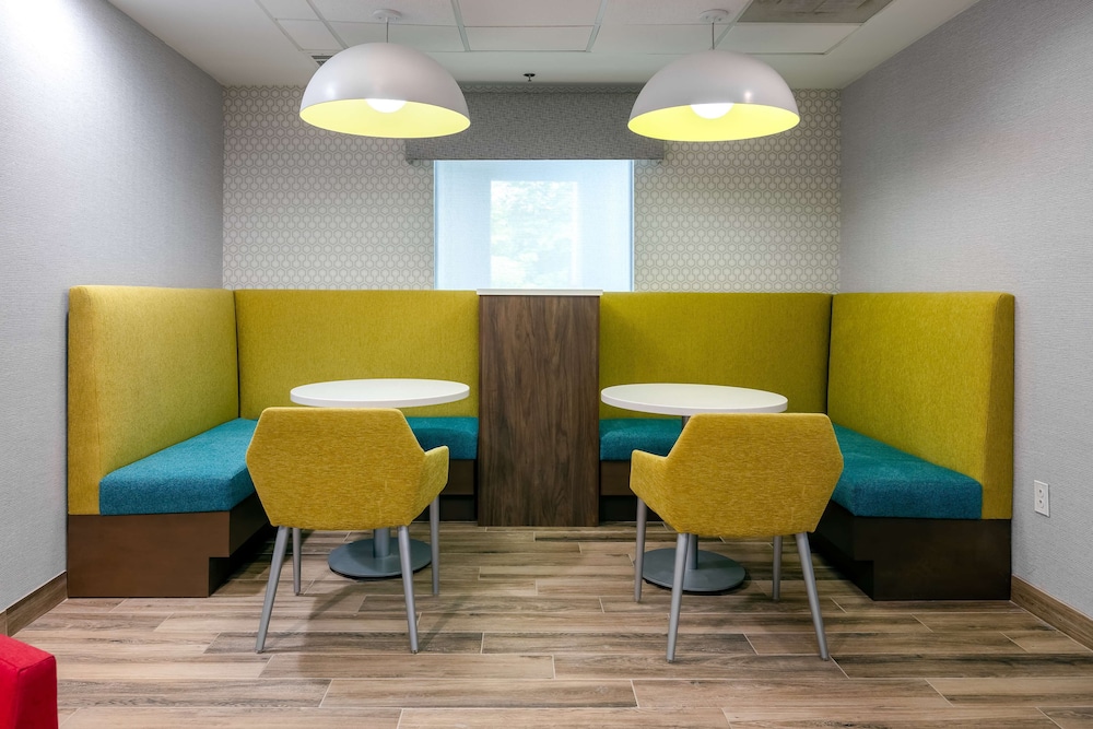 Hampton Inn & Suites Alpharetta Roswell - photo 4