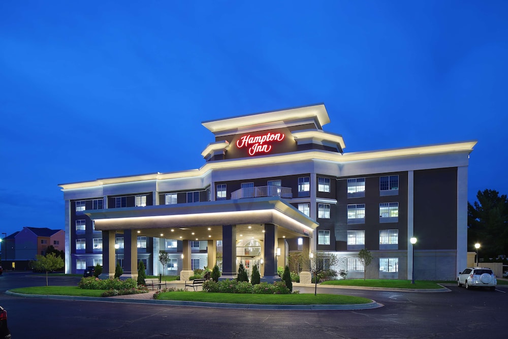 Hampton Inn Holland - photo 58