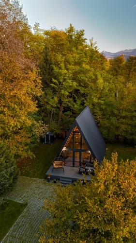 Aret House — 4-Star Luxury Hotel in Avrig, Romania