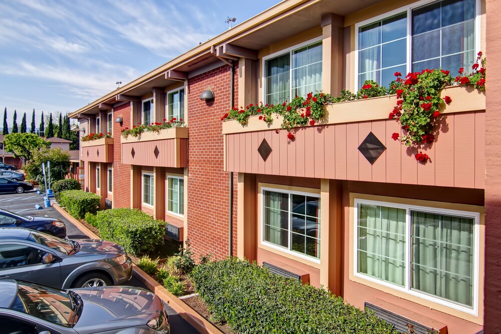 Pacific Inn of Redwood City - photo 79