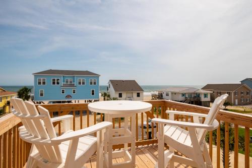Barrycuda by Oak Island Accommodations - photo 7