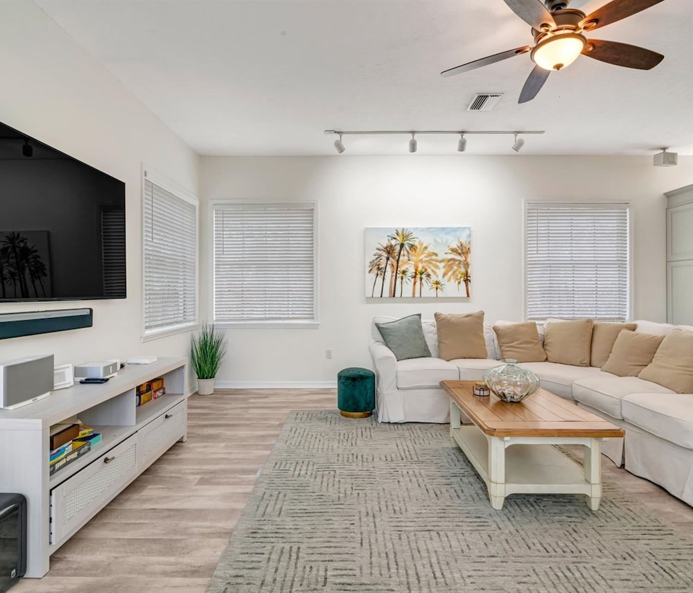Siesta Key Marvel Pool SPA Deeded Beach Access - photo 57