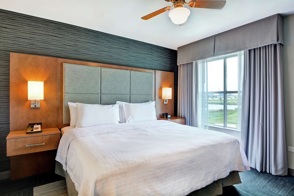 Homewood Suites by Hilton TechRidge Parmer @ I 35 - photo 8