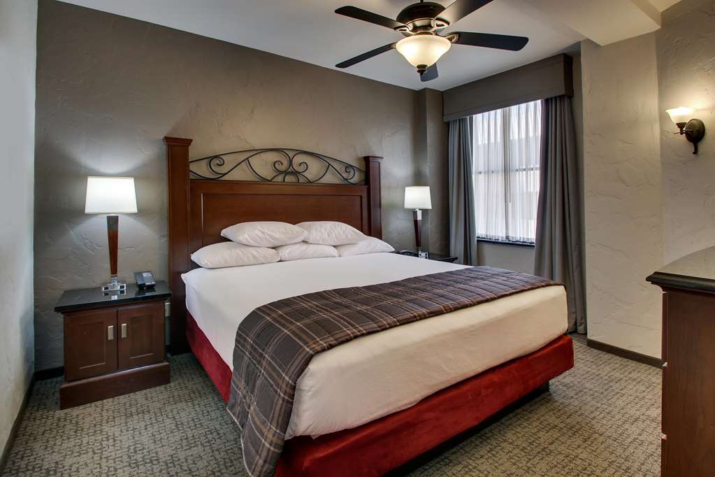 Drury Plaza Hotel San Antonio Riverwalk - photo 25