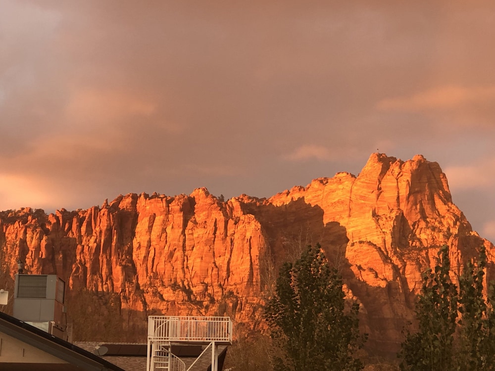 Zion Cliff Lodge - photo 64
