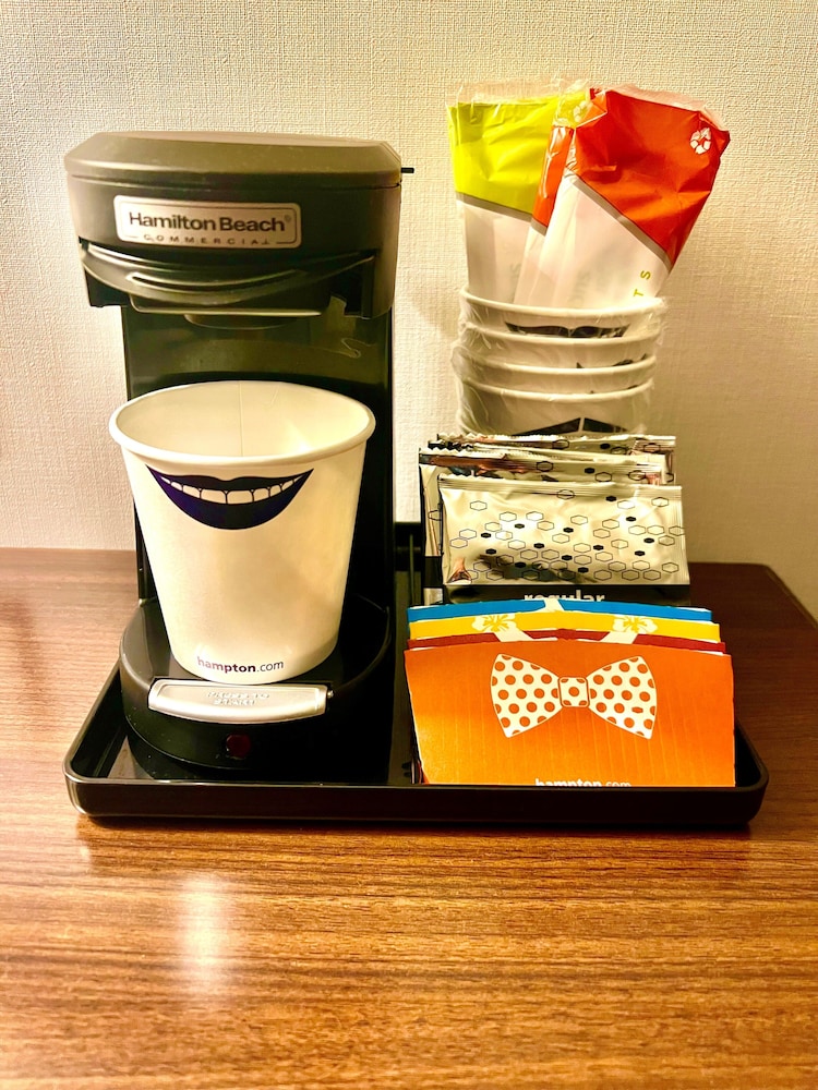 Hampton Inn Bloomington - photo 14