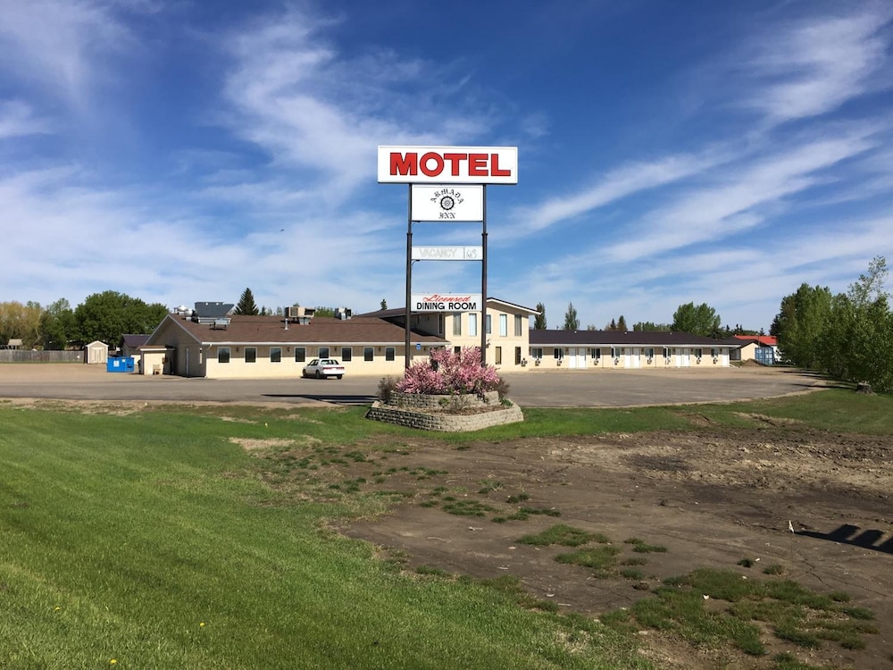 Armada Inn Motel - carbon neutral hotel in Unity