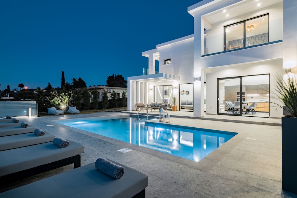 Vatia Villas — 4-Star Luxury Hotel in Zakynthos, Greece