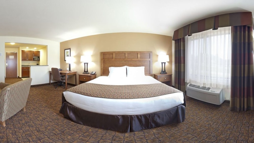 Holiday Inn Express Hotel & Suites Mount Airy an IHG Hotel - photo 5