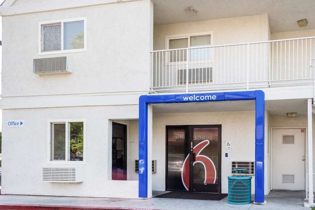 Motel 6 Bakersfield CA East - photo 3