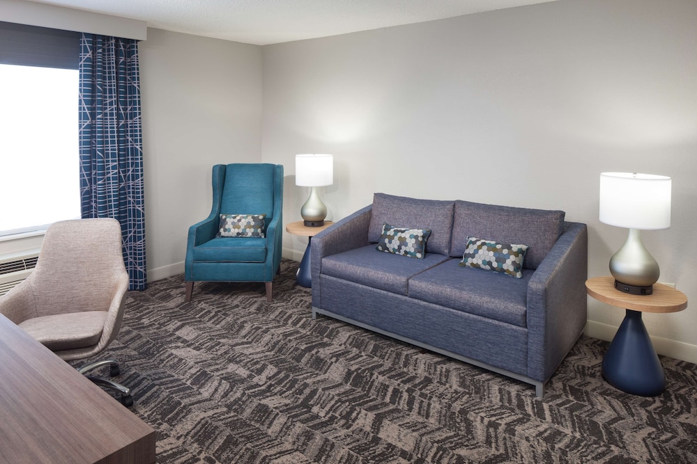 Hilton Garden Inn Savannah Airport - photo 13