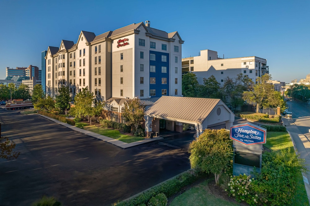 Hampton Inn & Suites Nashville Vanderbilt Elliston Place - featured photo