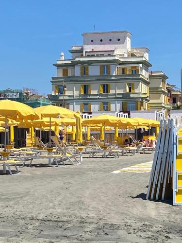 In the heart of Ostia on the Rome seafront — 4-Star Luxury Hotel in Lido Di Ostia, Italy