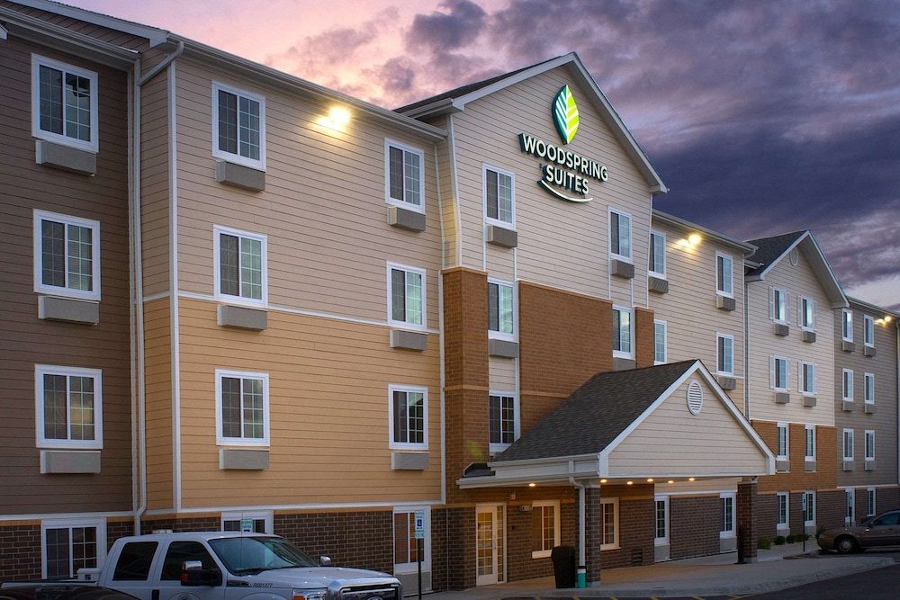 WoodSpring Suites Chicago Romeoville - photo 24