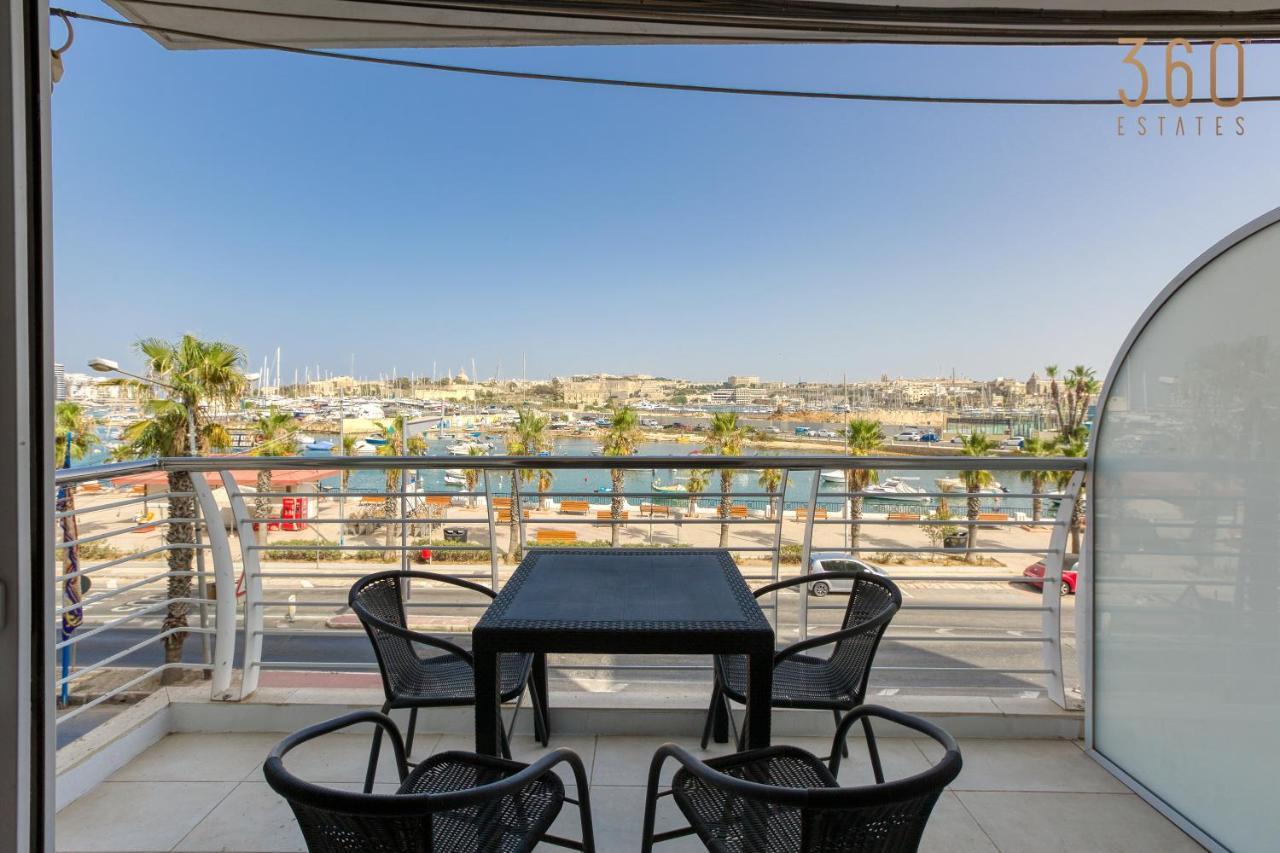 A beautiful 2BR seafront home with private terrace by 360 Estates — 4-Star Luxury Hotel in Gzira, Malta