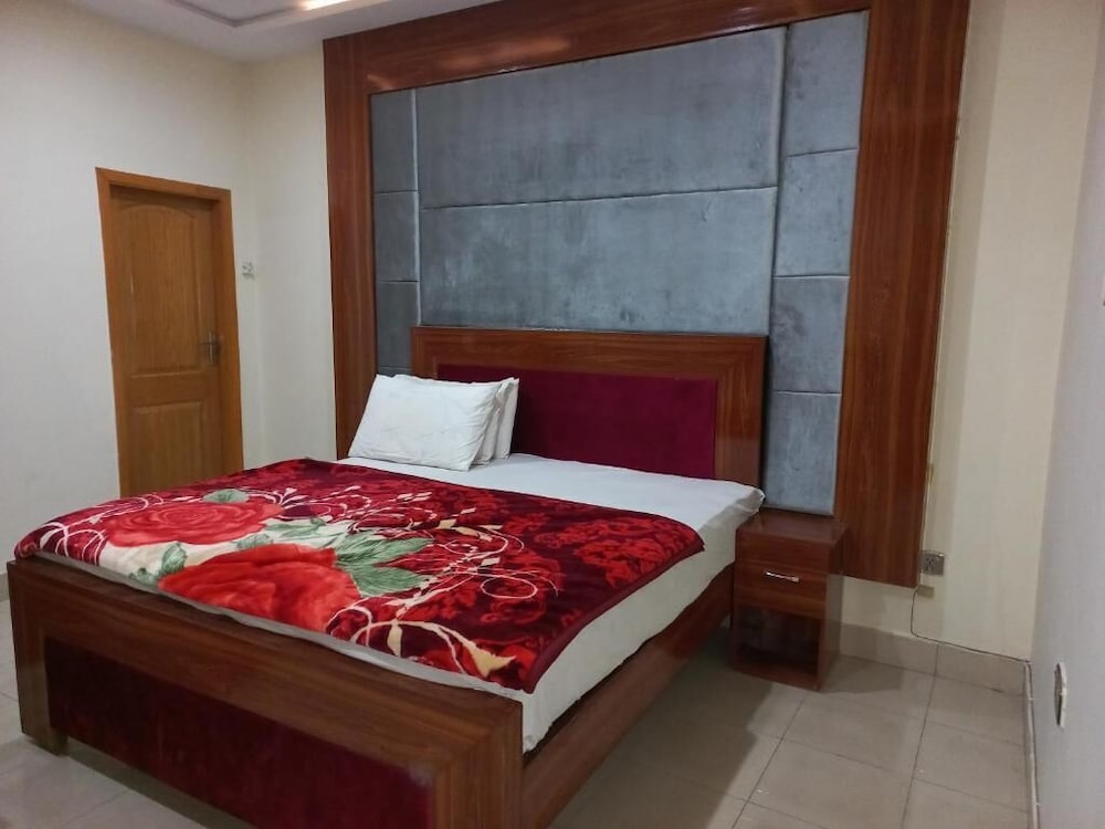 Hotel Executive One — Multan — photo 3