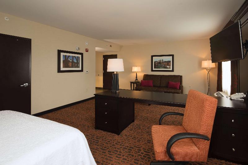 Hampton Inn Lewiston Auburn - photo 103