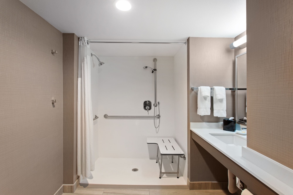 Holiday Inn Diamond Bar Pomona by IHG - photo 9