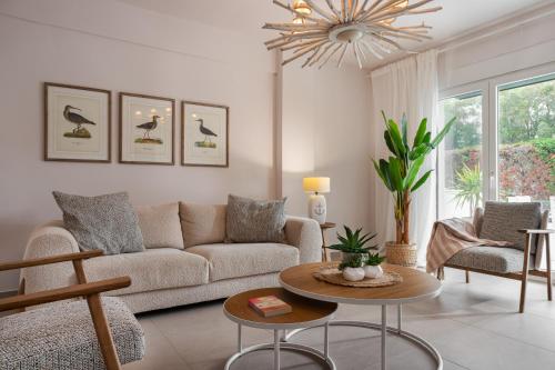 Paradise Overlook Beachfront Villa Pefkohori — 4-Star Luxury Hotel in Pefkochori, Greece