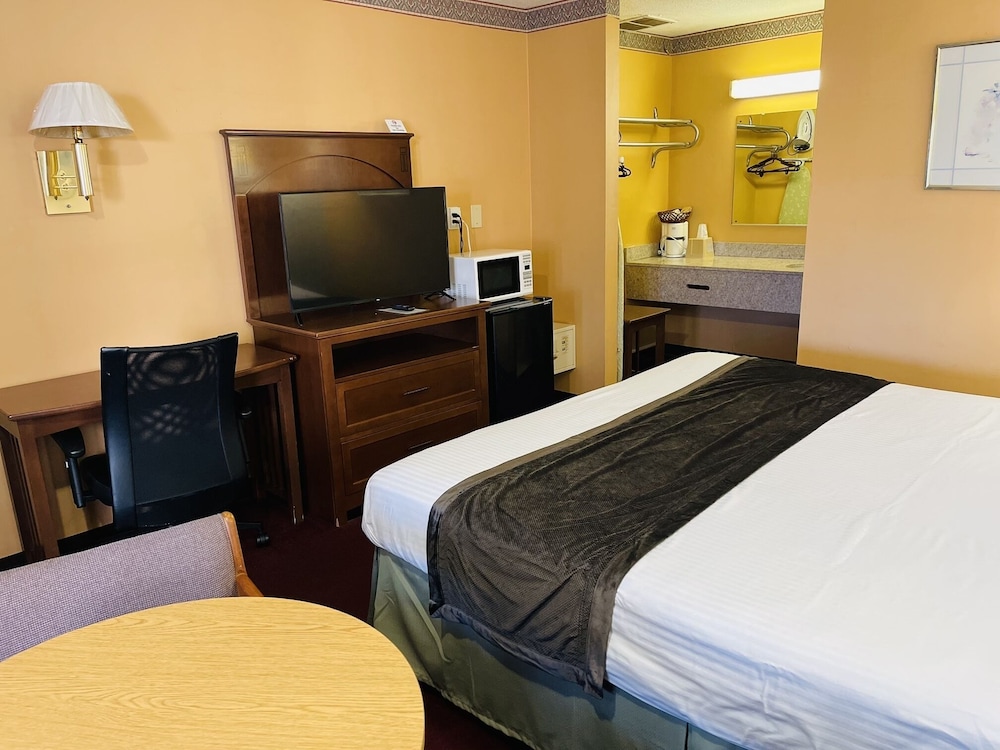 Rodeway Inn Augusta West Fort Gordon - photo 29
