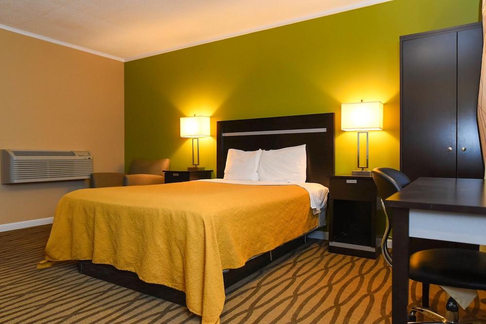 Capital Inn & Suites - photo 10