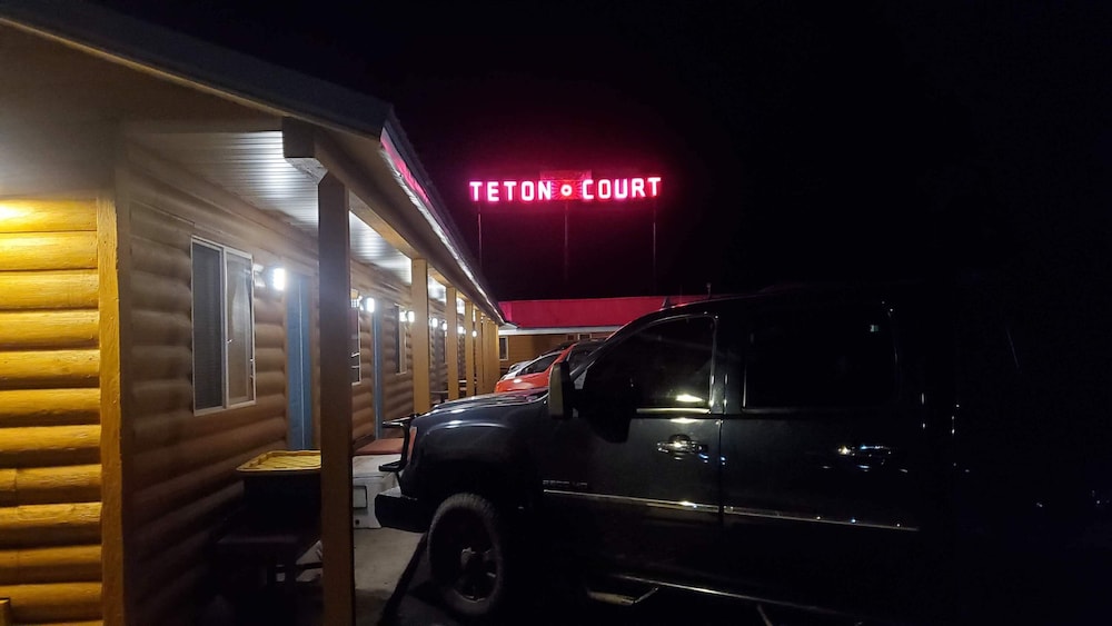 Teton Court Motel - photo 46