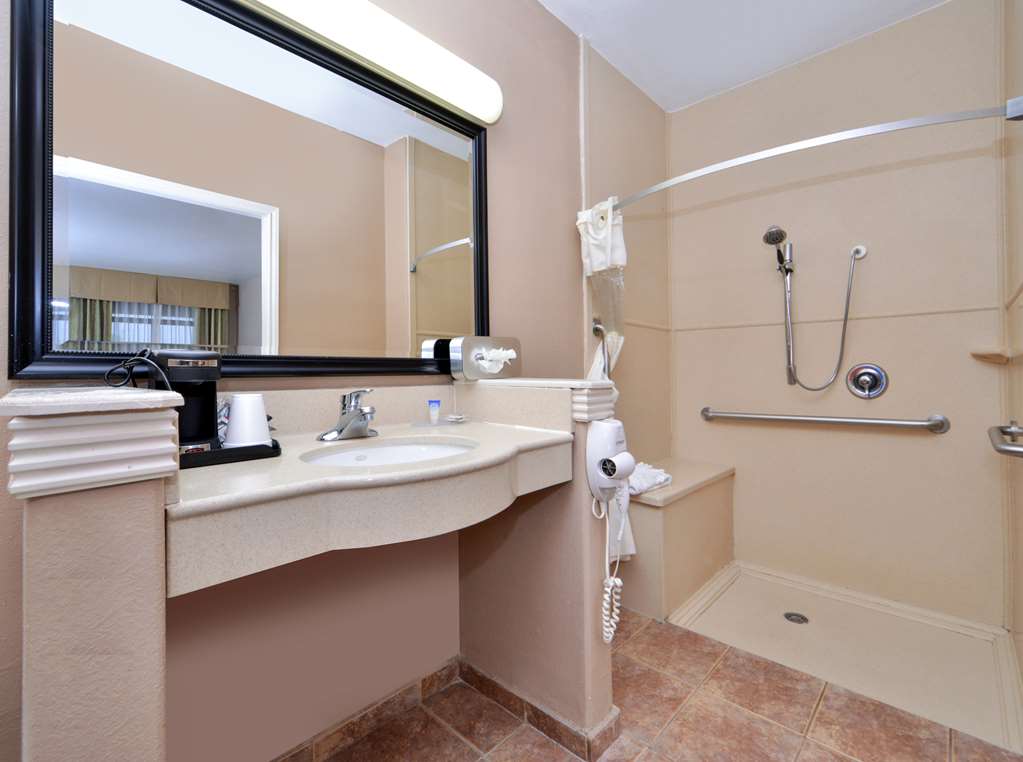 Americas Best Value Inn & Suites San Benito - photo 23