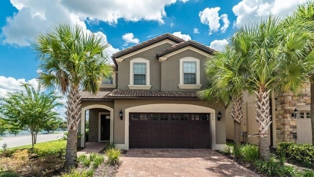 8904 Rhodes Street — 4-Star Luxury Hotel in Kissimmee, United States