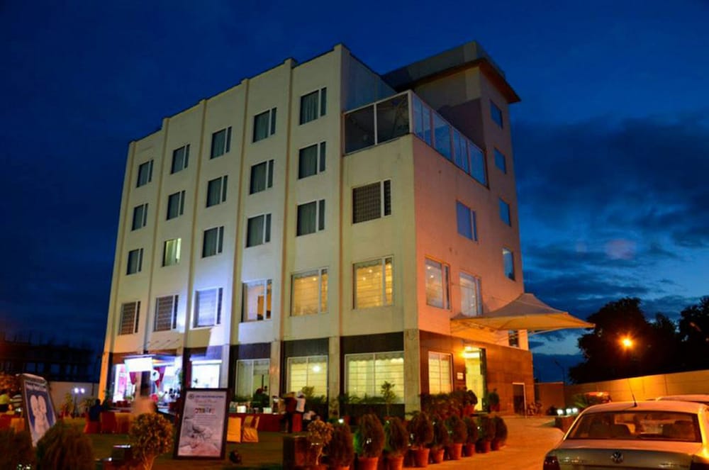 Hotel The Royal Bharti in Vrindavan, India