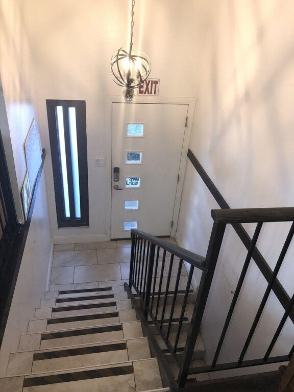 Sfo Crashpad - photo 8