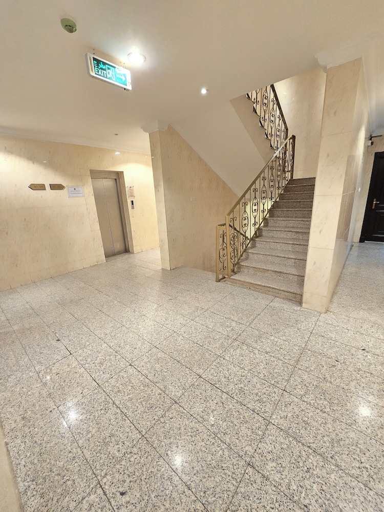 Makarm najd 4 — Riyadh — photo 3