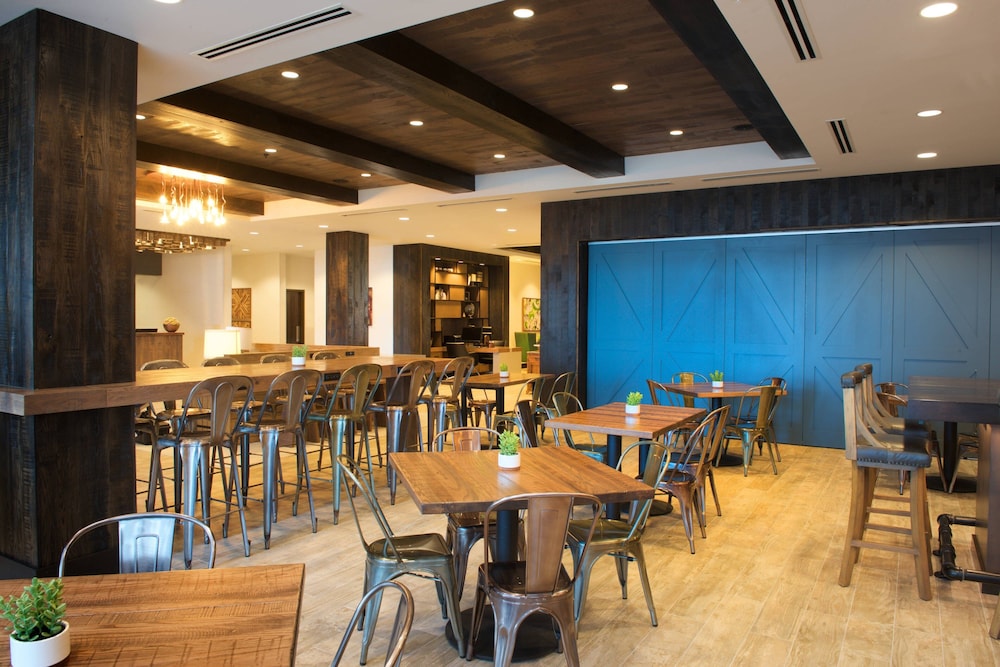 SpringHill Suites by Marriott Bend - photo 4